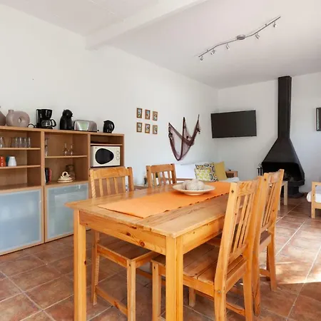 펜션 Lets Holidays & Business 또사데마르