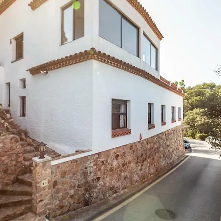 Hébergement de vacances Lets Holidays&business