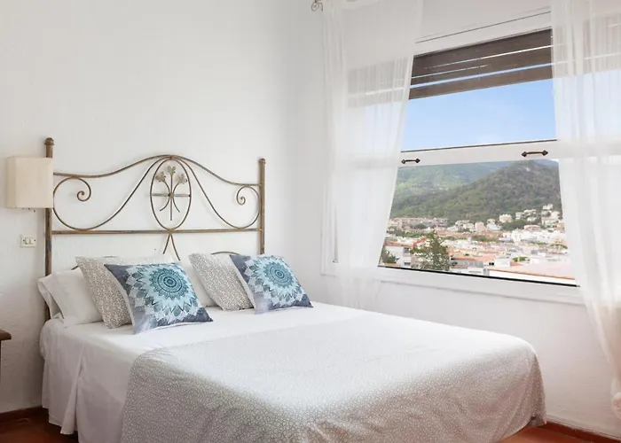 Holiday home Lets Holidays & Business *