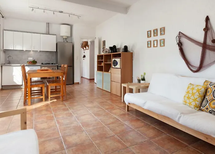 Lets Holidays & Business Holiday home