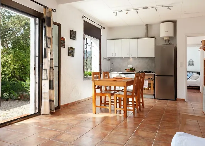 Lets Holidays & Business Holiday home